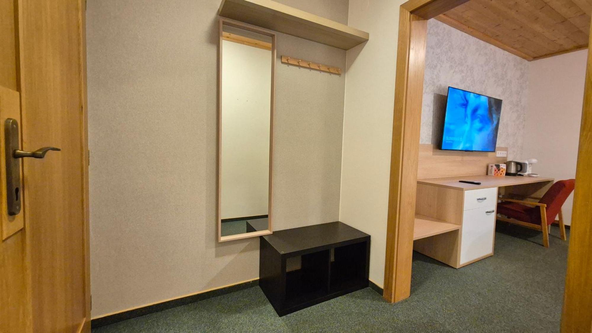 Apartman Kragujevska Жилина Экстерьер фото