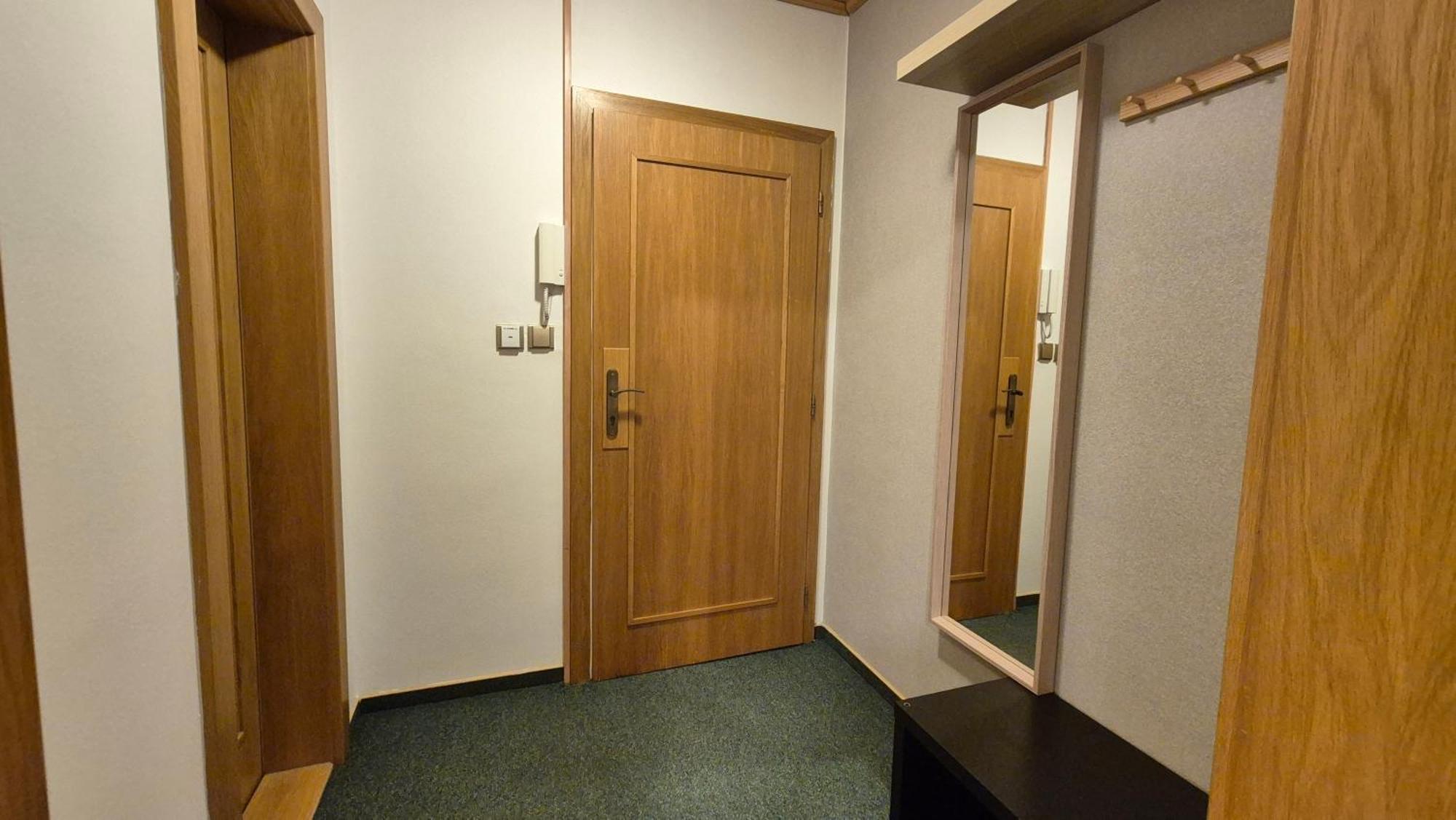 Apartman Kragujevska Жилина Экстерьер фото